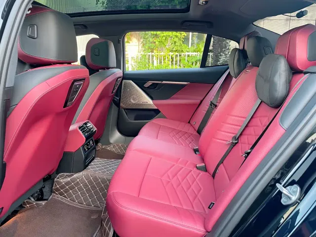 BMW 5 Series — Фото автомобиля 6