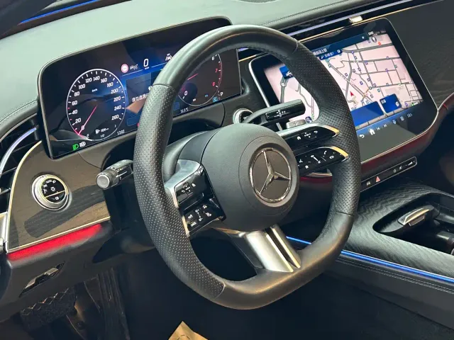 Mercedes-Benz E-Class — Фото автомобиля 9