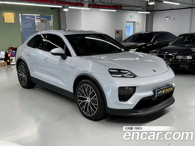 Porsche Macan — Фото автомобиля 3
