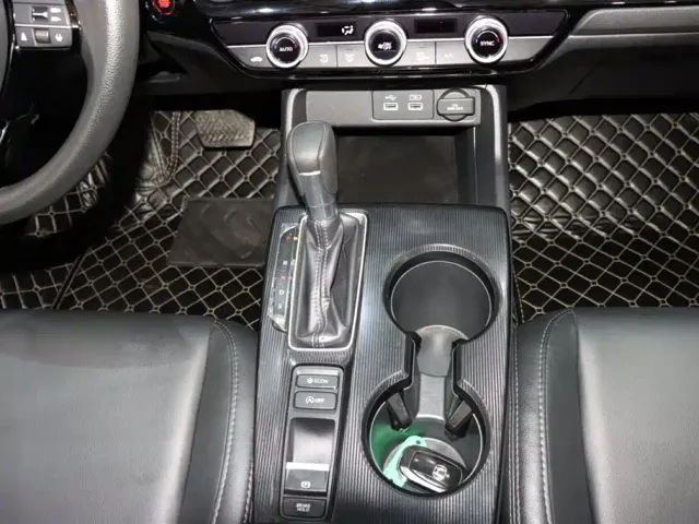 Honda Civic — Фото автомобиля 15