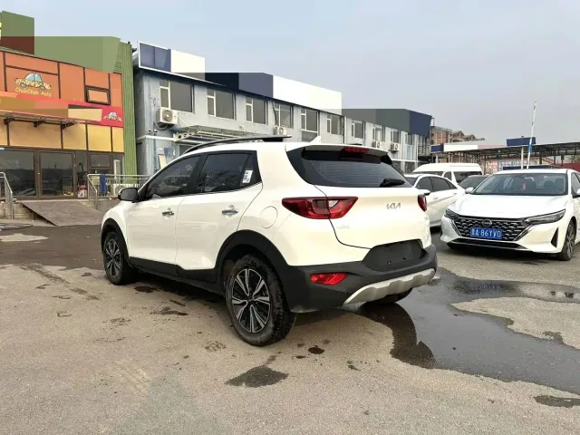 Kia KX1 — Фото автомобиля 3
