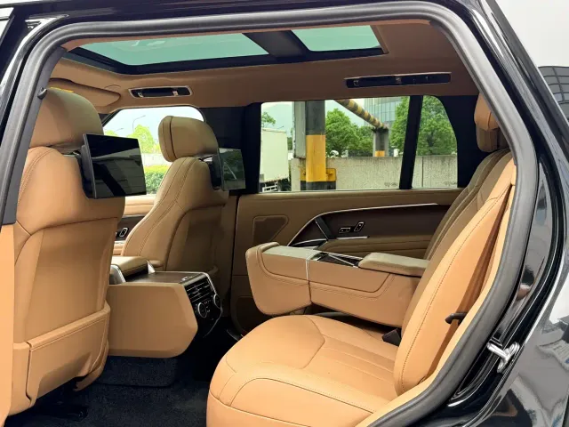 Land Rover Range Rover — Фото автомобиля 7