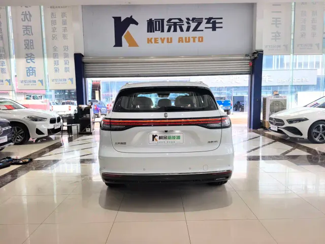 Shangjie SUV — Фото автомобиля 17