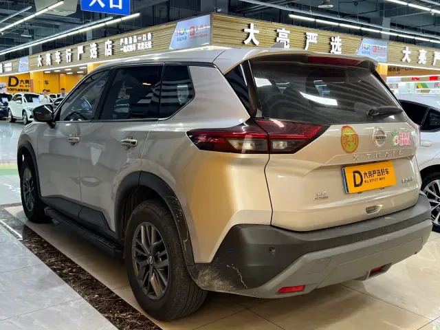 Nissan X-Trail — Фото автомобиля 3