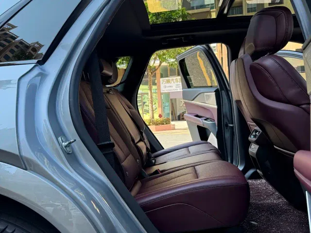 Cadillac XT5 — Фото автомобиля 30
