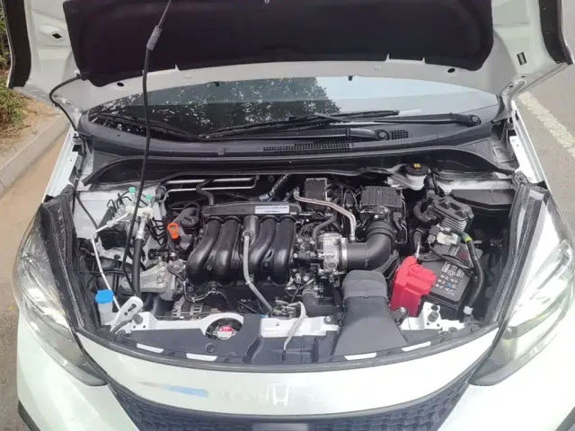 Honda Fit — Фото автомобиля 19