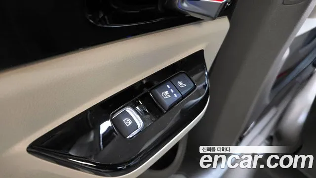 Kia Canival Carnival 4 поколение 7 мест Hi-Limousine — Фото автомобиля 19