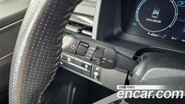 KG_Mobility_Ssangyong Rexton Новый Rexton Sport Khan Дизель 2.2 4WD — Фото автомобиля 27