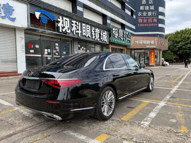Mercedes-Benz S-Class — Фото автомобиля 9
