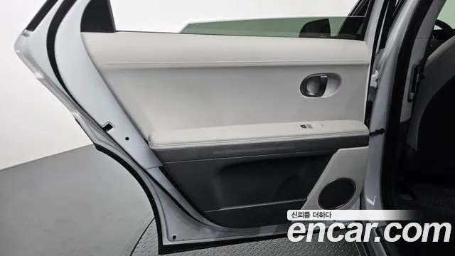 Hyundai Ioniq 5 — Фото автомобиля 14