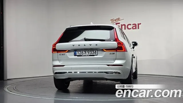 Вольво XC60 B5 Ultra Bright — Фото автомобиля 4