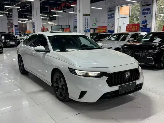 Honda Inspire — Фото автомобиля 2