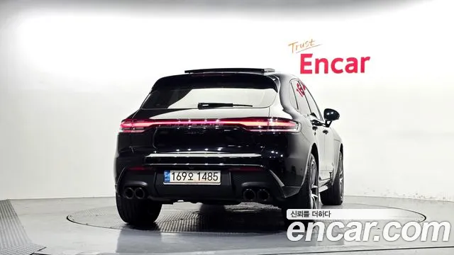 Porsche Macan — Фото автомобиля 4