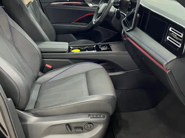 Volkswagen Tiguan L — Фото автомобиля 18