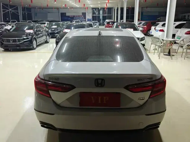 Honda Inspire 2022 260TURBO Deluxe Edition — Фото автомобиля 6