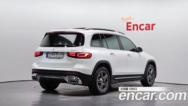 Mercedes-Benz GLB-Class — Фото автомобиля 2