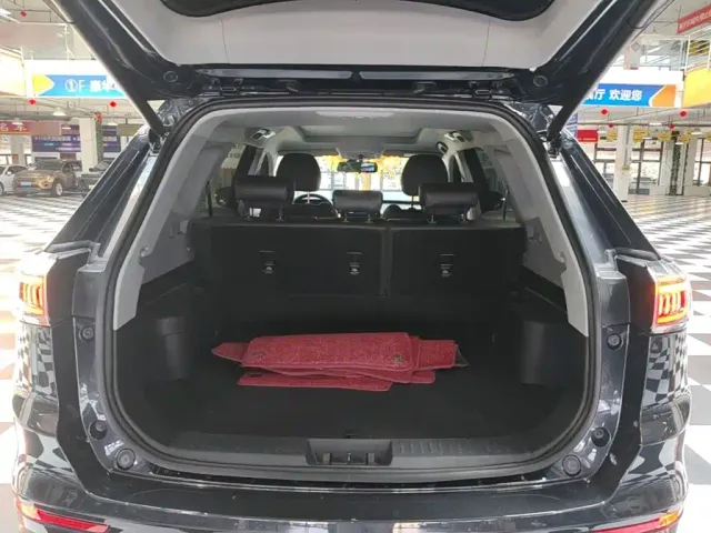 Chery Tiggo 8 — Фото автомобиля 18