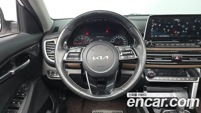 Kia Seltos Seltos Бензин 1.6 турбо 2WD — Фото автомобиля 13
