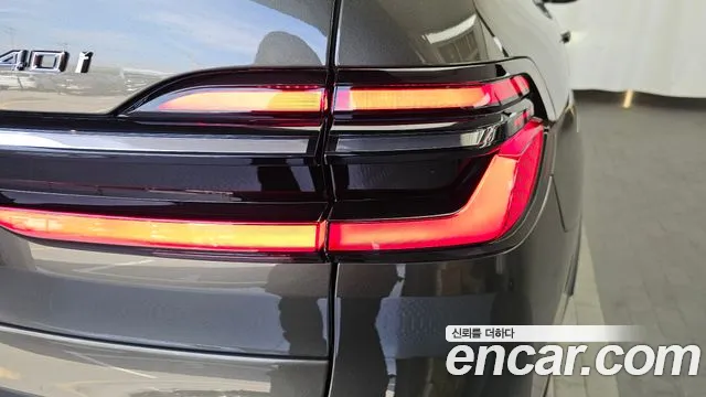 BMW X7 — Фото автомобиля 22