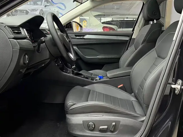 Skoda Superb — Фото автомобиля 16