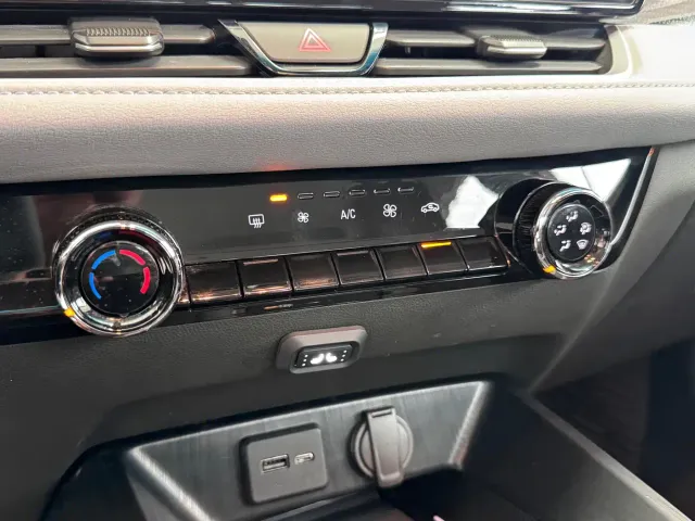 Chevrolet Monza — Фото автомобиля 13