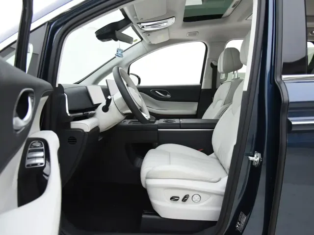 Voyah Auto Voyah Dreamer 2025 PHEV AWD Flagship Kunpeng Edition — Фото автомобиля 13