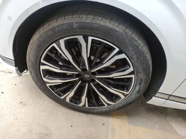 Dongfeng eπ 008 — Фото автомобиля 22