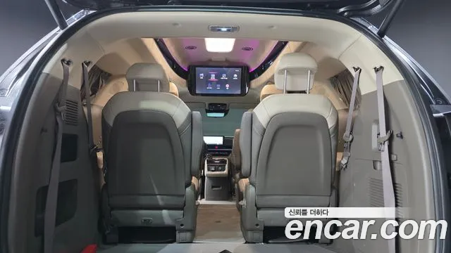 Kia Canival Новый Carnival 4 поколение Дизель 9 мест Hi-Limousine — Фото автомобиля 20