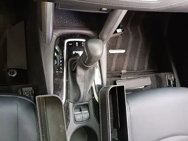 Toyota Corolla Cross — Фото автомобиля 13