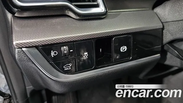 Kia Sportage Sportage 5-е поколение Бензин 1.6 турбо 2WD — Фото автомобиля 18
