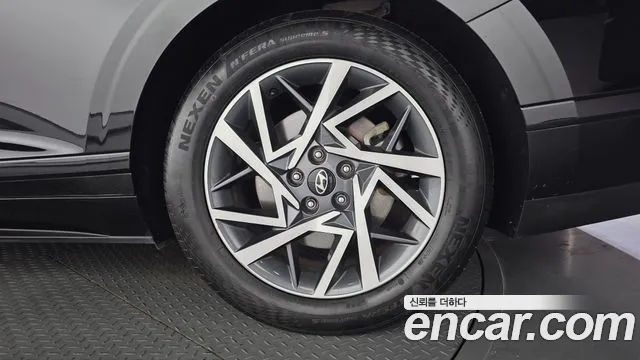 Hyundai Grandeur GN7 — Фото автомобиля 6