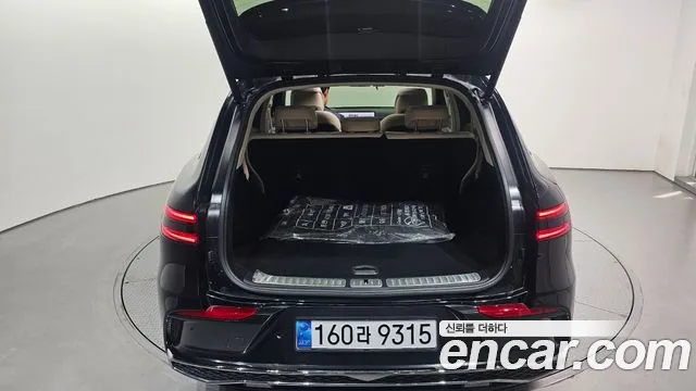 Genesis GV70 2.5T Бензин AWD — Фото автомобиля 30
