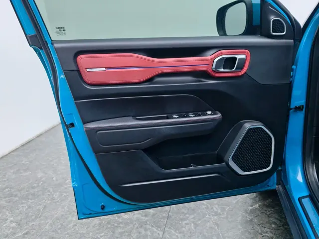 Geely ICON — Фото автомобиля 19