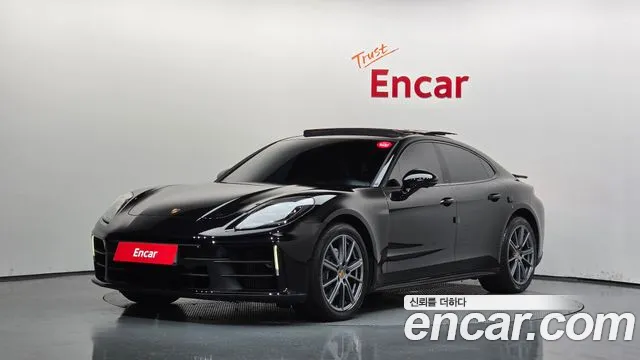 Фотография автомобиля — Porsche Panamera