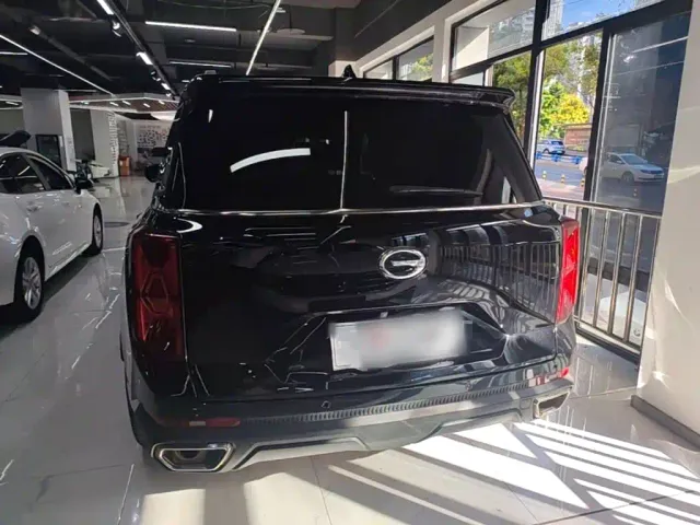 GAC Trumpchi GS8 — Фото автомобиля 5