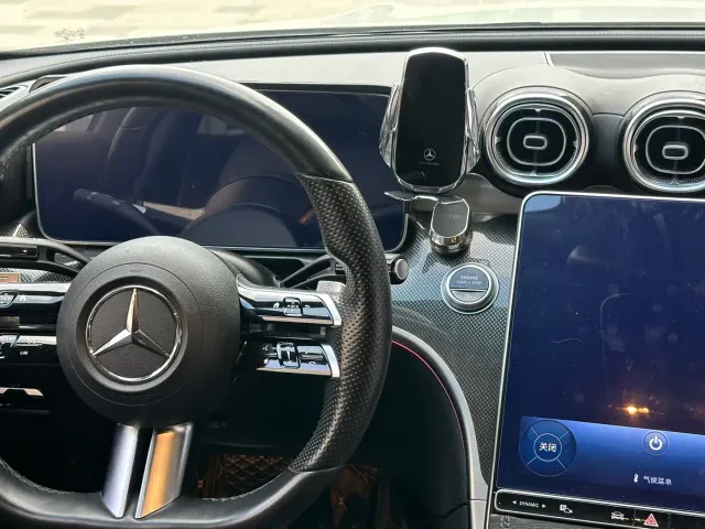 Mercedes-Benz C-Class — Фото автомобиля 4