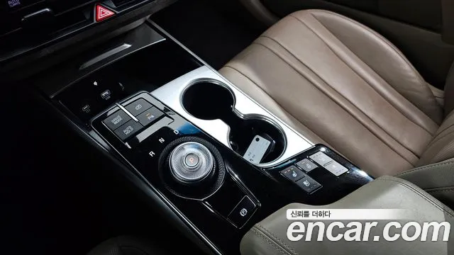 Kia K8 Hybrid — Фото автомобиля 9