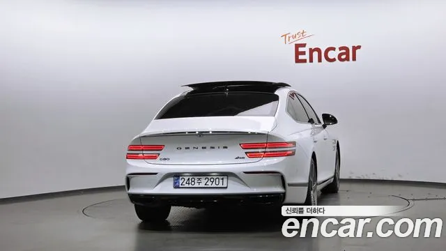 Genesis G80 Бензин 2.5 турбо AWD — Фото автомобиля 4