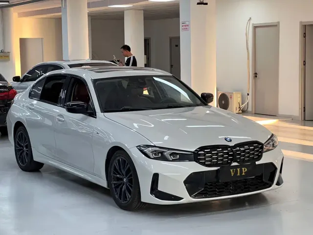 BMW 3 Series — Фото автомобиля 3