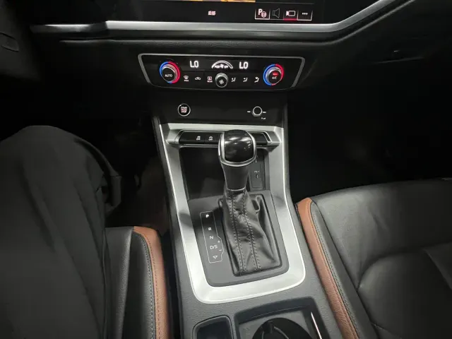 Audi Q3 — Фото автомобиля 23