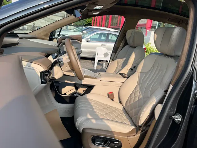 GAC Hyptec HT — Фото автомобиля 11