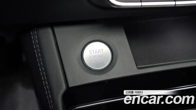 Audi Q5 45 TFSI quattro Premium — Фото автомобиля 25
