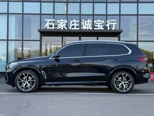 BMW X5 — Фото автомобиля 4