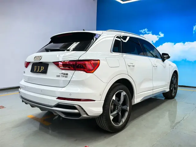 Audi Q3 — Фото автомобиля 4
