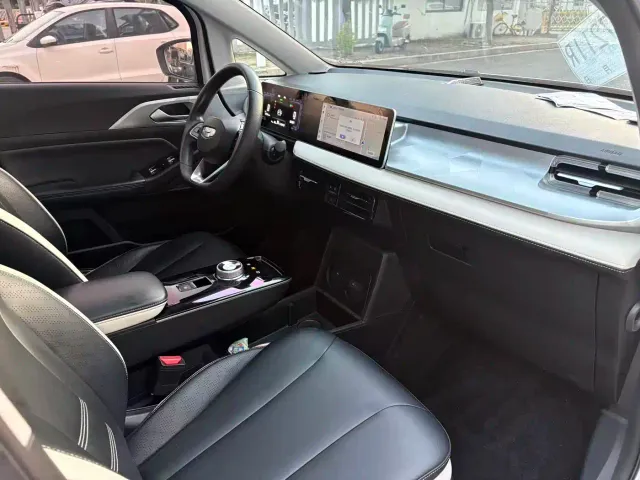 Geely Geometry E Firefly — Фото автомобиля 12