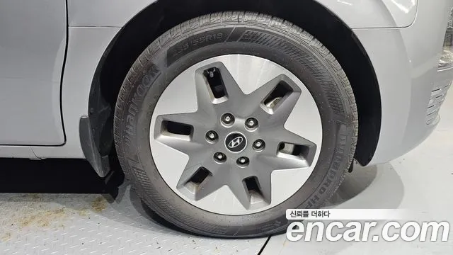 Hyundai Staria Staria Tourer 11 мест — Фото автомобиля 20
