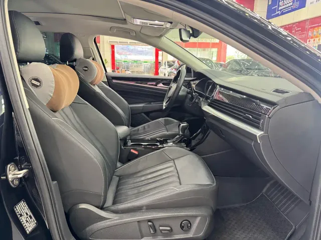 Volkswagen Passat — Фото автомобиля 14