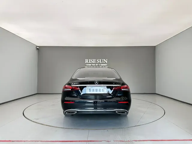 Mercedes-Benz E-Class — Фото автомобиля 8