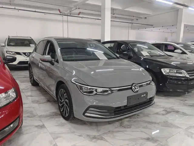 Volkswagen Golf — Фото автомобиля 5