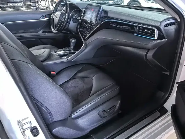 Toyota Camry — Фото автомобиля 12